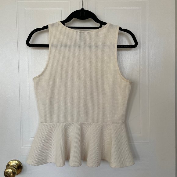 Cute peplum top - Picture 1 of 2